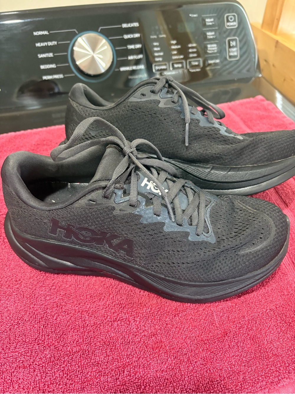 HOKA Women’s Rincon 4 All-Black Lightweight Running Shoes
